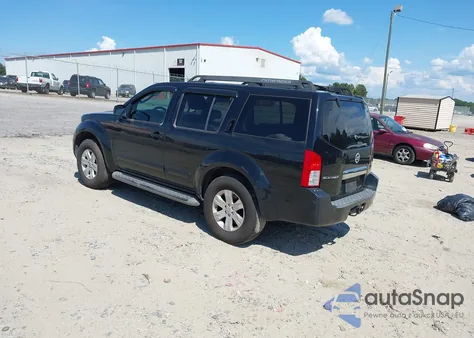 2006 Nissan Pathfinder Le z USA, uszkodzony, nr VIN 5N1AR18U06C605128